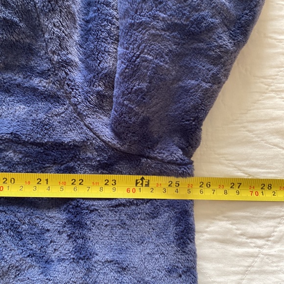 LL Bean Wicked Plush Robe - Picture 8 of 16